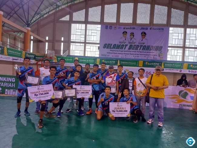 Lombok Barat Juarai Turnamen Bola Voli Pelajar Piala Gubernur NTB 2022