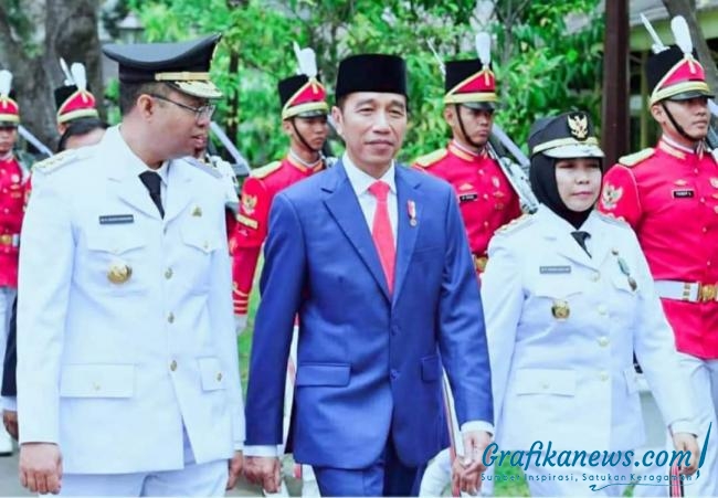 Presiden Jokowi bersama Gubernur dan Wakil Gubernur NTB
