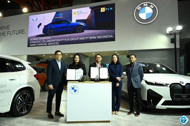 PLN Gandeng BMW, Tiap Pembelian Mobil EV dapat Fasilitas Home Charging Terintegrasi
