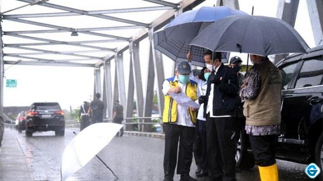 Menilai Pernyataan Jokowi yang Tak Sesuai Ekspektasi, Walhi: Kalau Hanya Menyalahkan Hujan Mending Enggak Usah Kesini