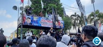 Ratusan Massa di Solo Demo Menentang Macron. (Doc: CNNIndonesia.com)