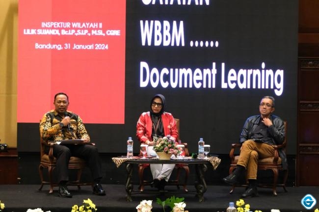 Foto: Kegiatan analisa dokumen data dukung satuan kerja usulan WBBM tahun 2024, bertempat di Ballroom Hotel Aryaduta Bandung, Rabu (31/1).
