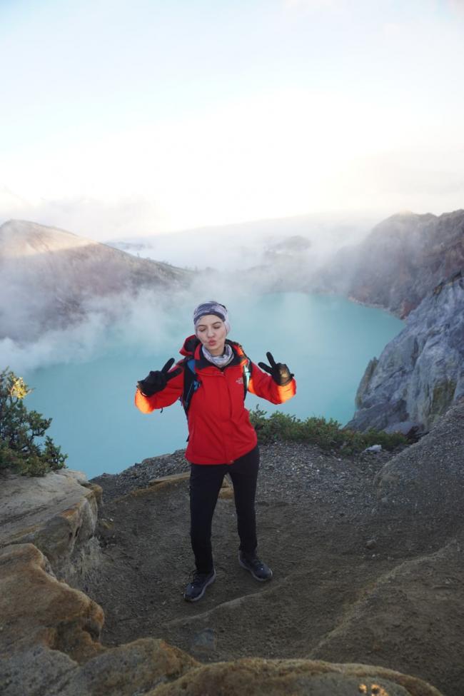 Menyambut Fajar di Ijen, Raline Shah Kagum pada Pesona Banyuwangi