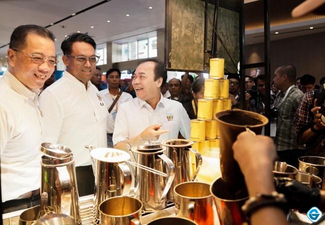 Rayakan 27 Tahun Sinergi Majukan Negeri, Bank Mandiri Buka Livin
