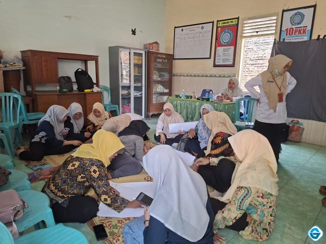 Antisipasi Penyakit Akibat Perubahan Iklim, Pemdes Bantengan Gelar Pelatihan Kader Kesehatan dan Desa Cerdas Iklim
