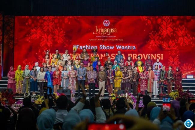 Satu Busana Sejuta Cerita: Wastra NTB Unjuk Pesona di Kriyanusa 2026