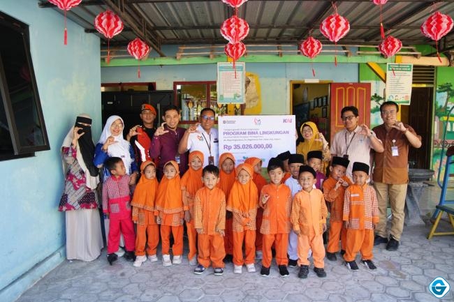 KAI Daop 7 Madiun Salurkan Bantuan TJSL Rp.123 Juta untuk Infrastruktur hingga Pelestarian Budaya