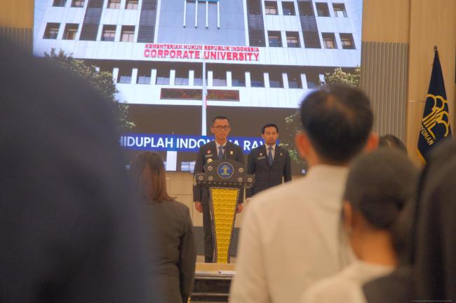 Kakanwil Kemenkum NTB Lantik Enam Pejabat Fungsional, Dorong Kontribusi Nyata bagi Organisasi