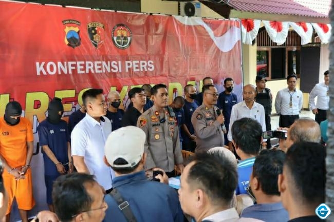 Berawal Kecurigaan Warga Sukodadi, Pengedar Narkoba ini Berhasil Diamankan