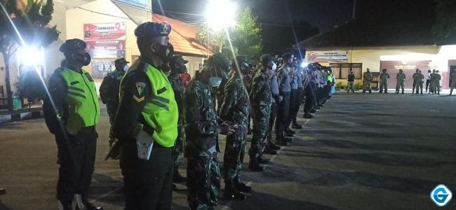 Edukasi Masyarakat Cegah Claster Baru Covid 19, Polisi Himbau Warga Tidak Berkerumun Dan Patuhi Prokes