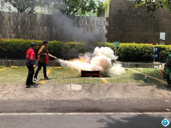 Distributor APAR SERVVO Perkenalkan Produknya ke Damkar dan Stakekholder di Mataram