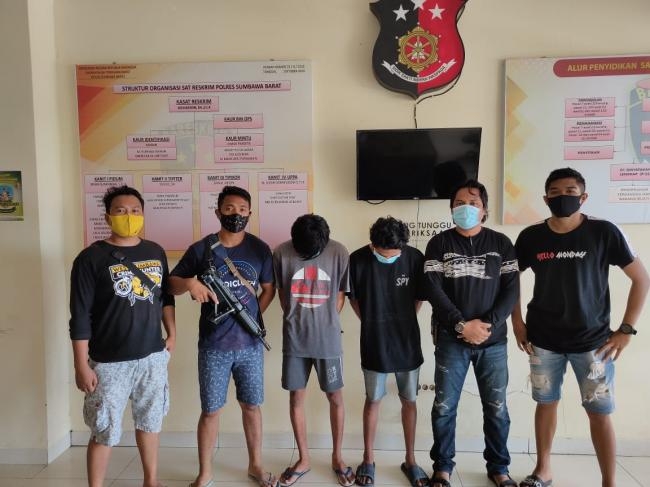 Polisi Bekuk Pelaku Pencuri Hp di Wilayah Taliwang