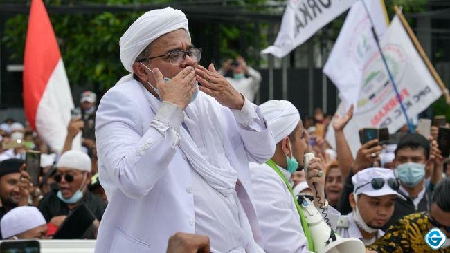 Imam Besar Front Pembela Islam (FPI) M Rizieq Shihab. (Doc: CNNIndonesia.com)