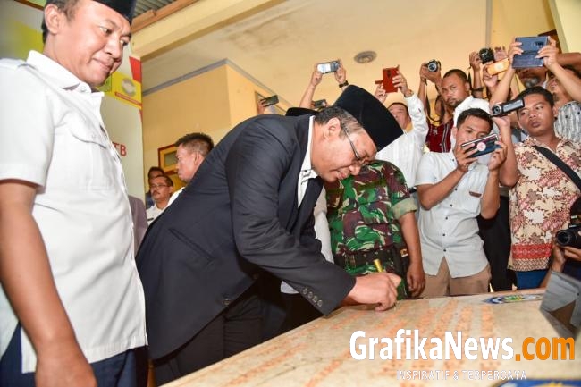 Gubernur Resmikan Balai Mediasi Desa Sigerongan Lombok Barat