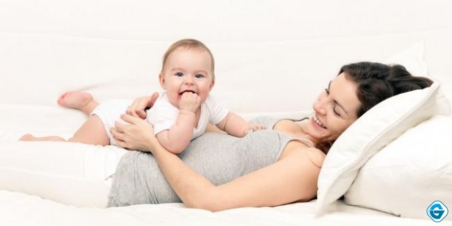 Ilustrasi Ibu dan bayi. (shutterstock.com/S.Borisov)