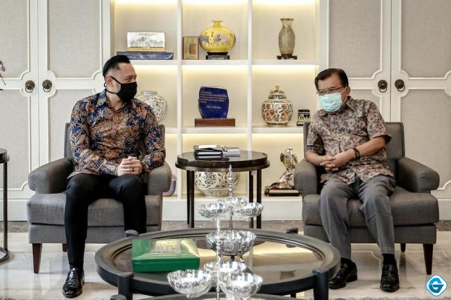Dok. Silaturahmi Ketum Partai Demokrat Agus Harimurti Yudhoyono (AHY) bersama Mantan Presiden RI Muhammad Jusuf Kalla (JK) | ZA