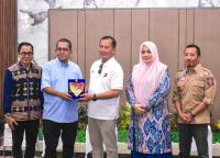Silaturahmi Gubernur NTB dan NTT Bersama Relawan Kemanusiaan, Perkuat Persaudaraan Dua Daerah